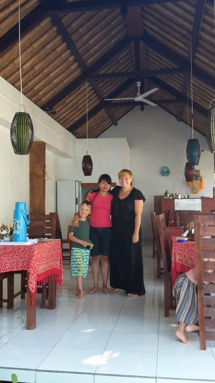 Beten Enjung Home Stay&Waroeng Amed  Exterior photo